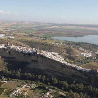 Especial Adrenalina: Vuelo en Avioneta por los Pueblos Blancos (Sevilla) 