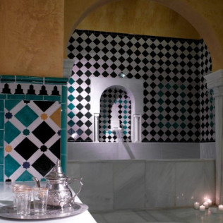 Baños Árabes y Masaje 15' para dos en Baños Árabes Palacio de Comares (Granada)