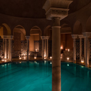 OFERTA MIMMA15: Baños Árabes y Masaje Relajante de 15 min. para dos en Hammam al Andalus (Málaga)