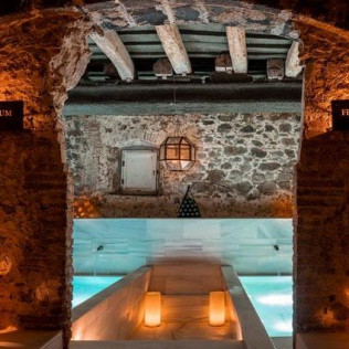 Baños Termales y Masaje para dos en Aire Ancient Baths de Vallromanes (L-J) (Barcelona)