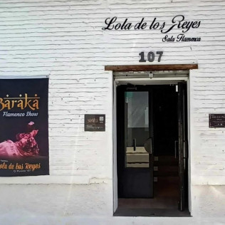 Espectáculo Flamenco con Bebida en Baraka Sala Flamenca de Triana (Sevilla)