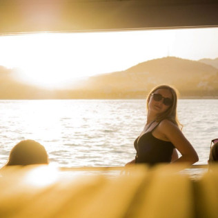 Paseo en Catamarán para Ver la Puesta de Sol con Copa de Cava (Calpe, Alicante)
