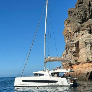 Salida en Barco con Comida, SUP y Snorkel (Gran Canaria)