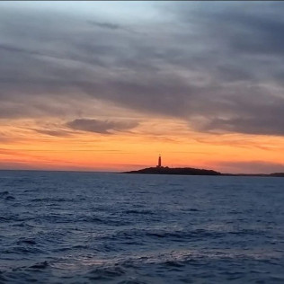 Ruta en Barco para ver la Puesta de Sol con Cava y Música Ambiente (Barbate, Cádiz)
