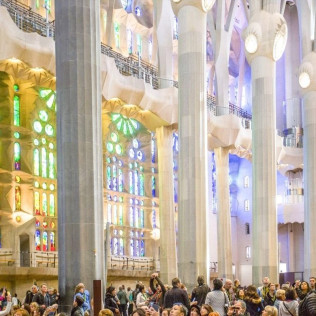 Visita con Acceso Rápido a la Sagrada Familia (Barcelona)