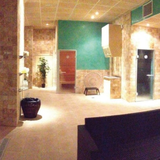 Circuito Spa y Masaje para dos en Spa Cortijo del Hotel Cortijo Salinas (Ronda, Málaga)