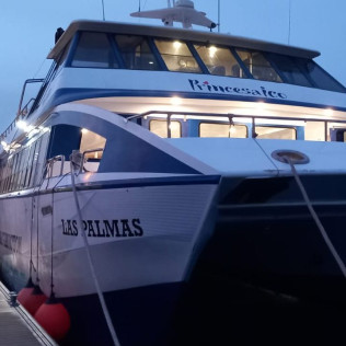 Boat Party con Banana Boat, Comida y Bebidas Ilimitadas (Gran Canaria)