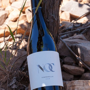 Viaje a la Barrica: Visita a Bodegas NOC con Cata de Vino y Aceite de Oliva Virgen Extra para dos (Manzaneque, Toledo)