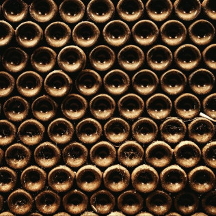 Vista a Bodega Subterránea con Cata de Vinos en Bodega Remigio Salas (Dueñas, Palencia)