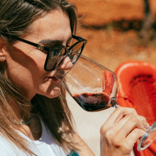 Tour, Cata y Paella: Visita con Cata y Menú Va d’Arros by Kike Martí para dos en Bodegas Ángel (Santa María del Camí, Mallorca)