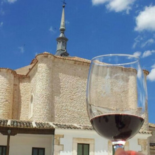 Visita a Bodegas Peral, Cata de 3 Vinos y Tapa de Bienvenida (Colmenar de Oreja, Madrid) 