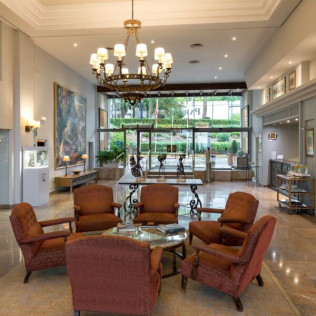 Escapada con Desayuno para dos personas en Parador de Córdoba (Córdoba)