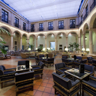 Escapada con Desayuno para dos personas en Parador de Lerma (Burgos)