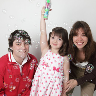 Book Fotográfico: sesión de fotos y DVD con 10 fotografías + 5 extra de regalo (Oviedo)