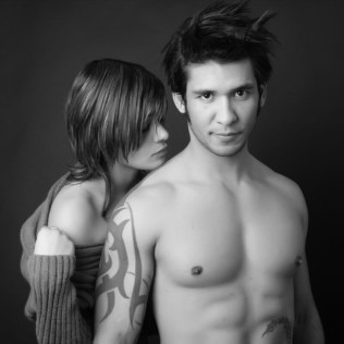 Book Fotográfico: sesión de fotos y DVD con 10 fotografías + 5 extra de regalo (Oviedo)