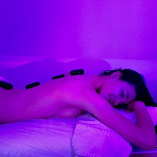 Japanese Head Spa con Piedras Calientes en Brisa Head Spa (Sevilla)
