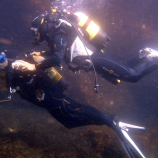 Bautismo de Buceo con Fotos en Isla de Mouro para dos (Santander, Cantabria)
