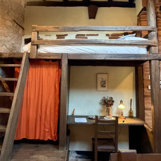 Escapada de 2 Noches con Desayuno en Mas Cal Sastre (Sant Hilari Sacalm, Girona)