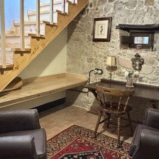 Escapada con Desayuno en Mas Cal Sastre: Habitación Fredulic, Moixina, Ciureny o La Carlet (Sant Hilari Sacalm, Girona)