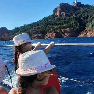 Excursión en Catamarán a Cala Blanca con Moto de Agua, Baño y Comida (Jávea, Alicante)