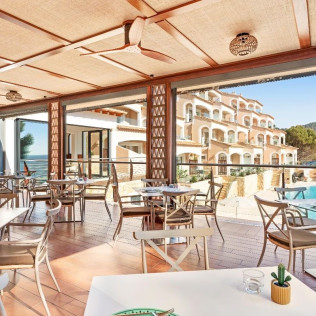 Day Pass Wellness con Spa & Desayuno en Bahía Suites Camp de Mar 4* (Camp de Mar, Mallorca)