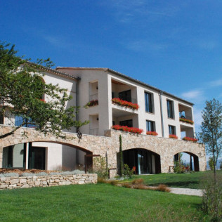 Escapada en Hotel Can Alemany (Santa Margarida de Montbui, Barcelona)