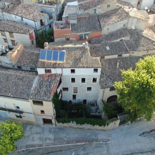 Escapada de 2 Noches con Opción a Botella de Vino en Casa Miret (Vallverd, Tarragona)