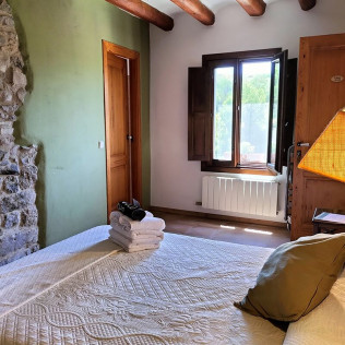 Escapada con Opción a Botella de vino en Casa Miret (Vallverd, Tarragona)