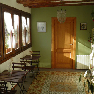 Escapada con Opción a Botella de vino en Casa Miret (Vallverd, Tarragona)