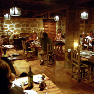 Escapada con Cena en Habitación Premium en Casa Grande de Rosende (Sober, Lugo)