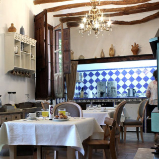 Escapada con Desayuno en Casa Rural El Gaiter (Aguaviva, Teruel)