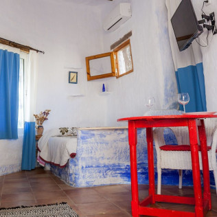 Escapada de 2 Noches con Cena en Casa Rural Aloe Vera (Huércal-Overa, Almería)