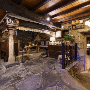 Escapada de 2 Noches con Cena en Casa Rural Brandariz (Arzúa, A Coruña)