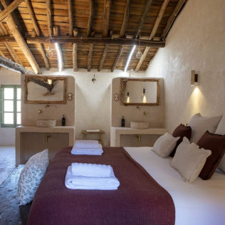 Escapada con Jacuzzi en La Casita del Churrero (Castillo de Bayuela, Toledo)