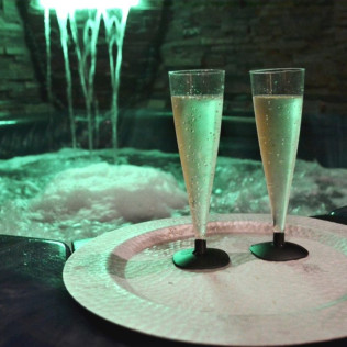 Escapada Romántica con Spa Privado y Cena en El Huerto del Abuelo (Almiruete, Guadalajara) 