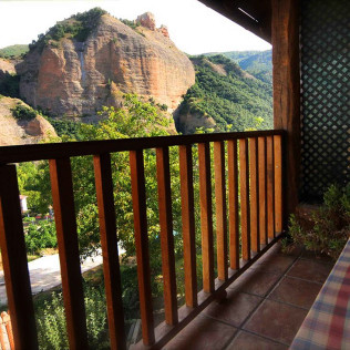 Escapada 2 noches en Casa Rural Senderuela con Jacuzzi Privado y Visita a Bodega (La Rioja)