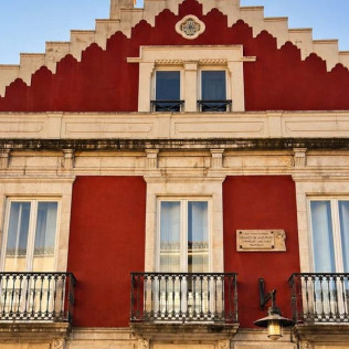 Escapada de 2 Noches en Casa Valle Inclán (Cambados, Pontevedra)