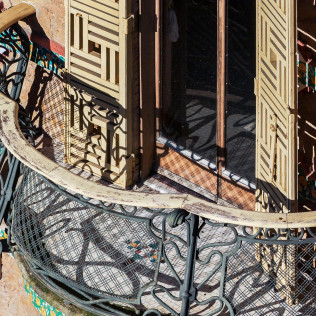 Entrada a la Casa Vicens (Barcelona)