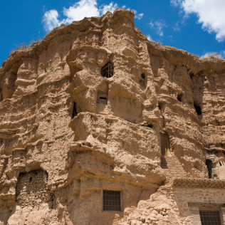 Escapada con Visita Guiada en Casas Cuevas Almagruz (Purullena, Granada)