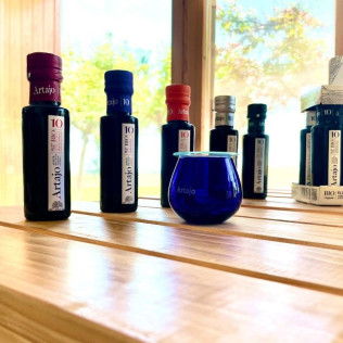 Tour Privado y Cata Degustación para dos en Aceites Artajo (Fontellas, Navarra)