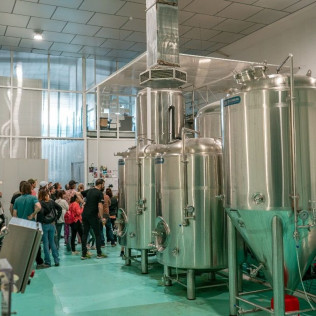 Visita a la Fábrica de Cervesa Espiga y Cata de Cervezas (Sant Llorenç d'Hortons, Barcelona)
