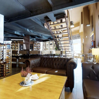 Degustación de Ibéricos y Botella de Vino para dos (Madrid)