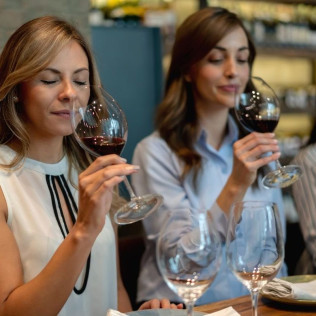 Cata de Vinos y Productos Locales (Mallorca)