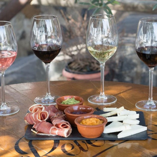 Visita a Bodegas Reverón con Cata de Vinos y Picoteo (Villaflor, Tenerife)