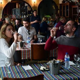 Visita a Bodegas Reverón con Cata de Vinos y Picoteo (Villaflor, Tenerife)