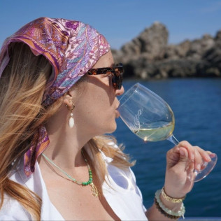 Salida Privada en Barco con Cata de Vinos por las Illes Medes (L’Estartit, Girona)