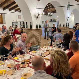 Cata de Vinos con Aperitivo en Albariza de la Torre (Jerez de la Frontera, Cádiz)