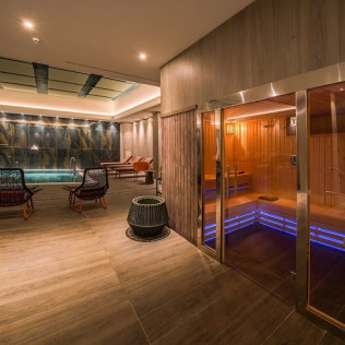 Circuito Spa, Masaje y Cena en Hotel Catalonia Donosti 4* (San Sebastián, Guipúzcoa)