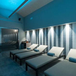 Circuito Spa, Masaje y Comida en Hotel Catalonia Plaza Catalunya 4* (Barcelona)