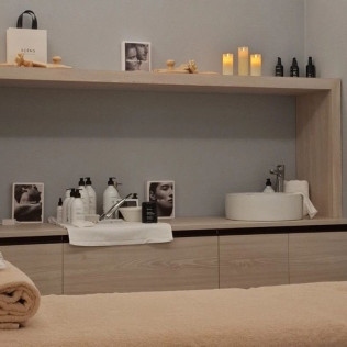 Circuito Spa, Body Scrub y Masaje Relajante en Hotel Catalonia Atenas 4* (Barcelona)